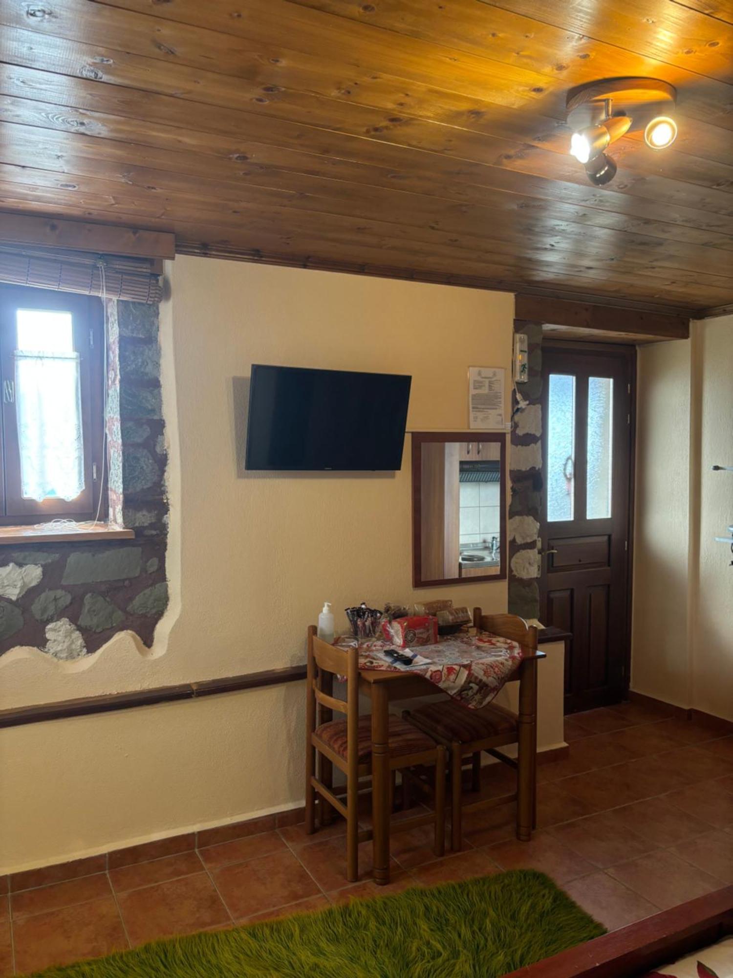 Hotel Πέτρινο Όραμα Kotronion  Zewnętrze zdjęcie